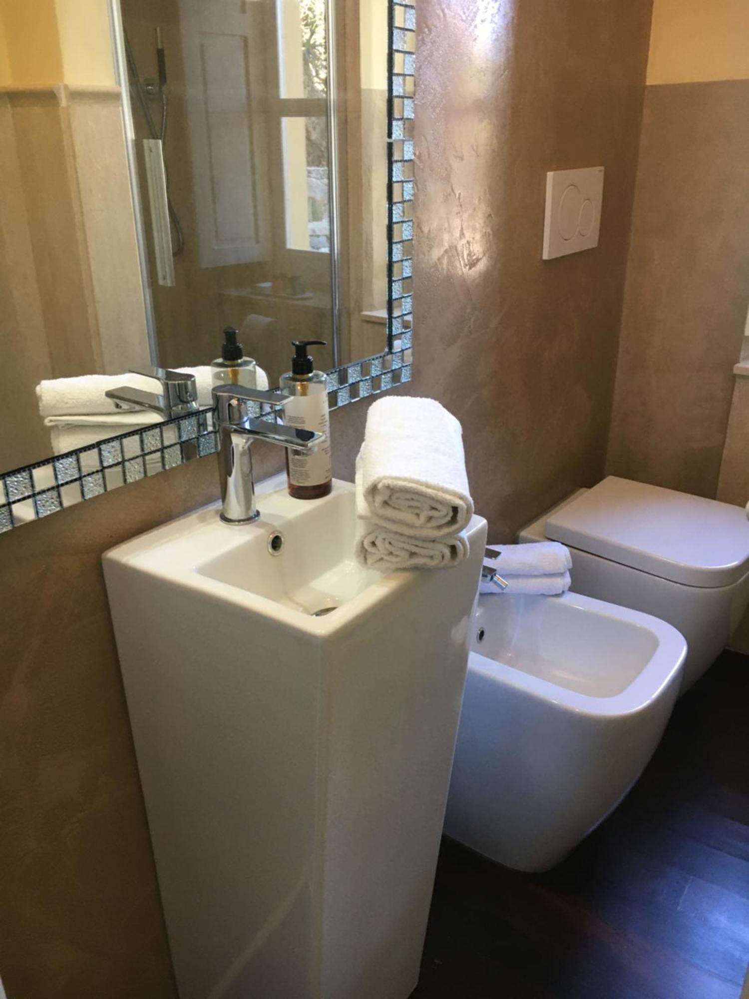 ポルトヴェーネレCasa Rossaアパートメント エクステリア 写真